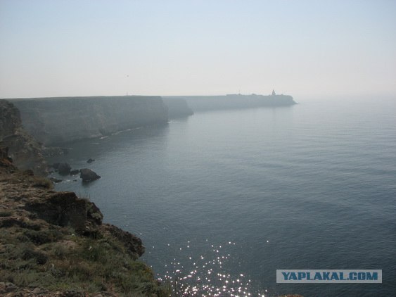 Мыс Тарханкут - самая западная точка Крыма.