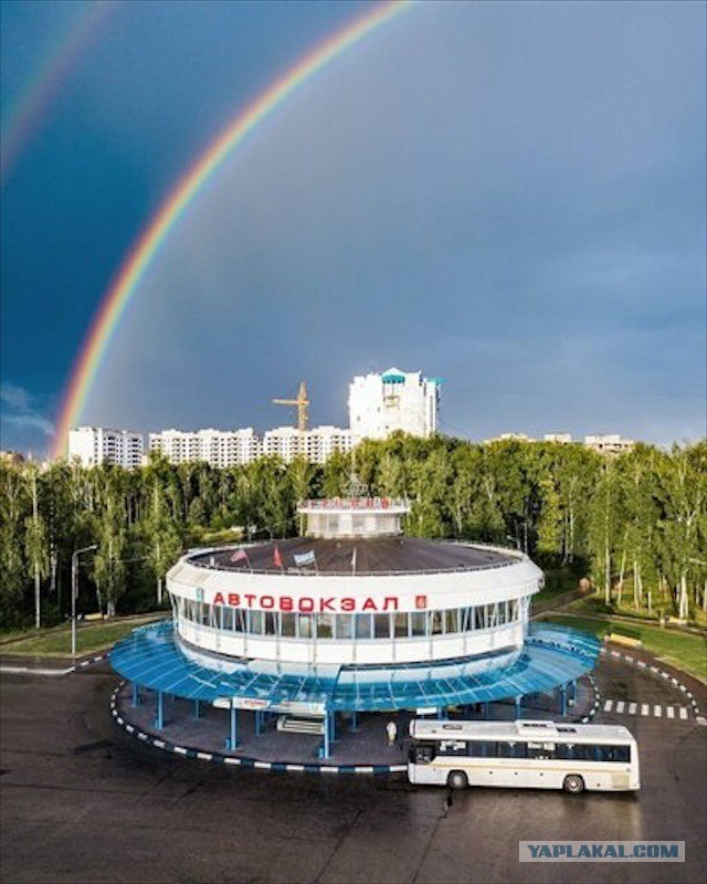 Автостанция в маленьком российском городке