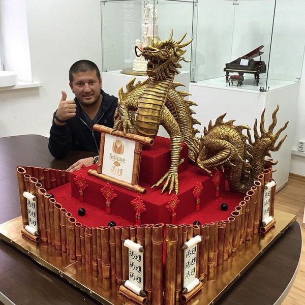 Сногсшибательные торты Рената Агзамова