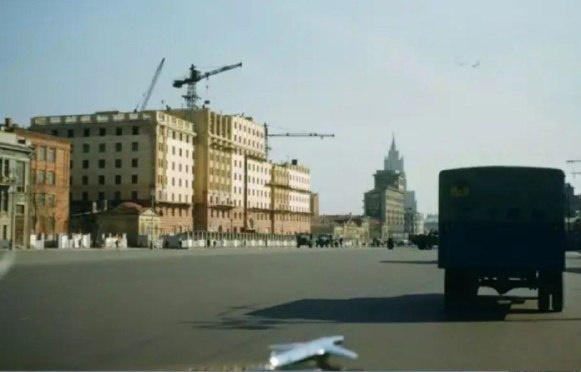 Москва и москвичи. Двадцатый век