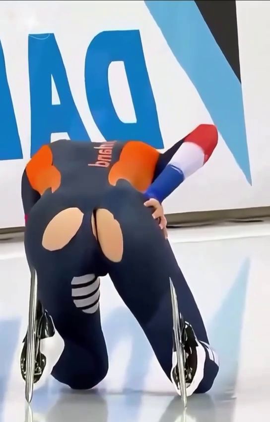 Спортивные девушки 04.03.2026.