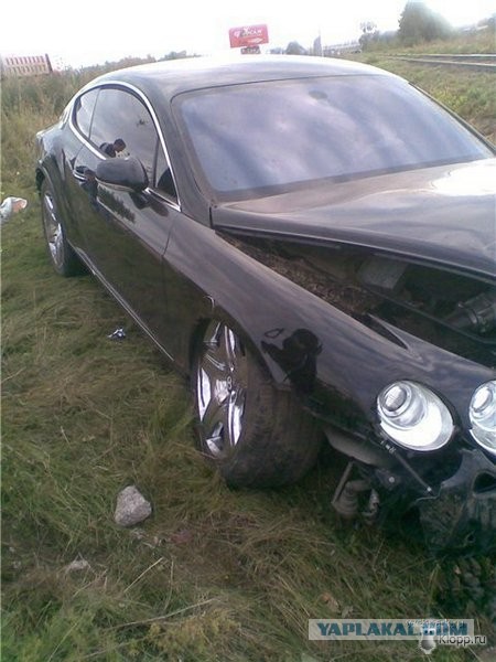 Сборка мотора V8 от Bentley