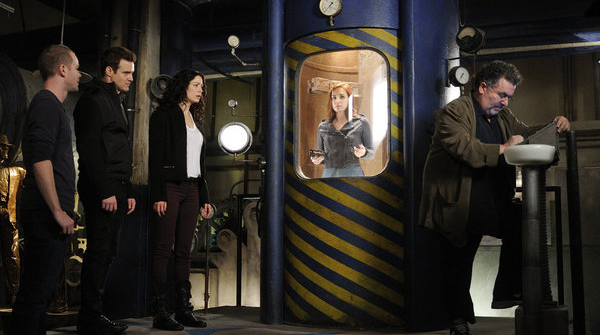 Бронзовые сиськи и жопа