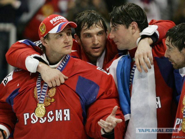 Скоро зима и хоккей, а пока...