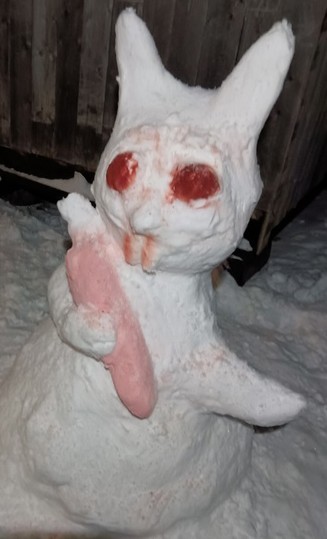А у нас во дворе есть девчонка одна...