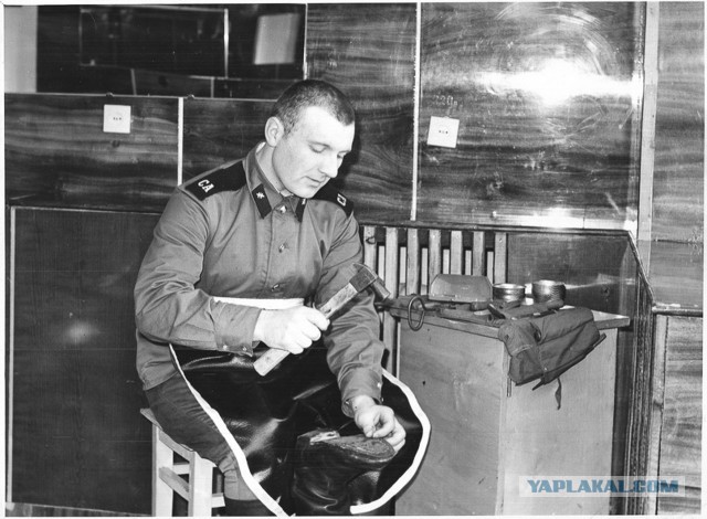Фотохроника "загнивающего совка". Часть 6