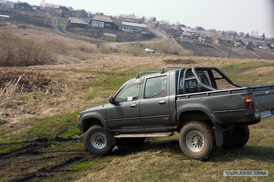 Авто в кавалерово. Авто в кавалерово. Кавалерово машины. Хонда эдисон 2004 год кавалерово. Место происшествие кавалерово.