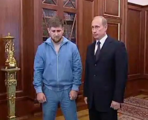 Белый дом уведомил делегацию Украины, что Зеленский должен быть в костюме на встрече с Трампом, иначе она не состоится