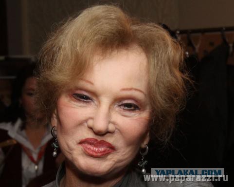 50-летняя Памела Андерсон в бикини