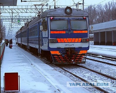 Зелёная и фиолетовая ветка в Москве в жуткой давке и пробке