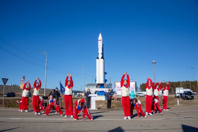 Первая посадка Dragon v2 от Spacex