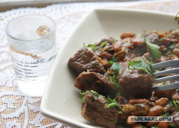 Фасоль – International, Или «Веселые нотки»