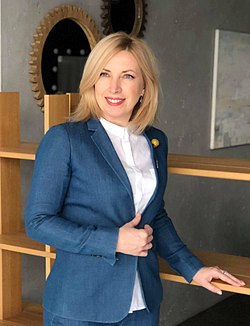 Украина требует выпустить военных из Мариуполя !