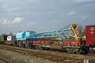А вы кем работаете?