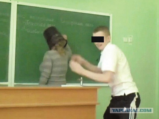 Омбудсмен Свердловской области Титова: учителя не могут прикасаться к школьникам ни при каких обстоятельствах