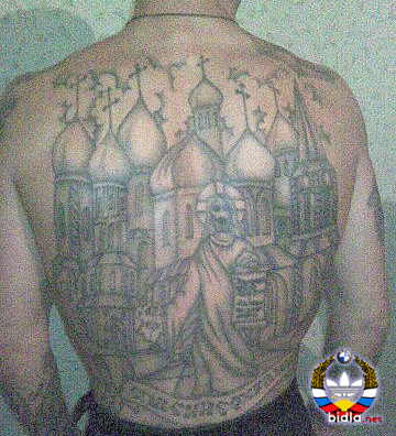 Кот и макраме ждут меня