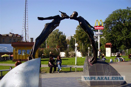 Интересные памятники вашего города