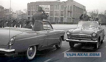 За тепло и за удачу! И без пробок чтоб до дачи!