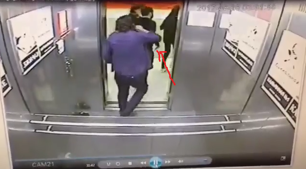 Нападение «понаехавших гостей города» на петербуржца в лифте на проспекте Энтузиастов попало на видео