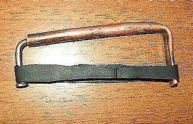 У кого какие самые опасные были в детстве игрушки?