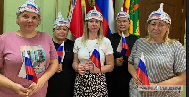 В Ростове-на-Дону прохожая набросилась на подростков, которые снимали танцевальное видео