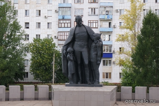 Памятники, которые иначе воспринимаются народом