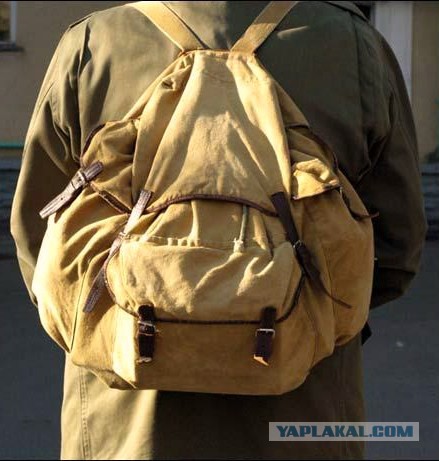 Сын Плющенко ходит с рюкзаком по цене автомобиля