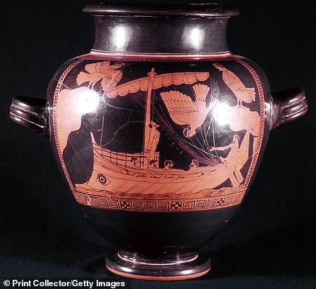 Невероятная находка - древнегреческий корабль на дне Черного моря в удивительной сохранности!