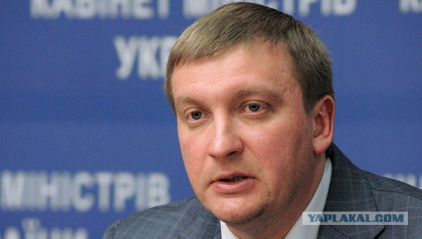 Донбасс отдали на откуп России...Киев намерен пере