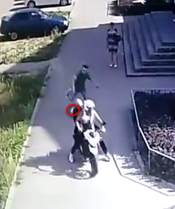 В Арзамасе парень помог задержать пьяных на скутере, за которыми гнались полицейские