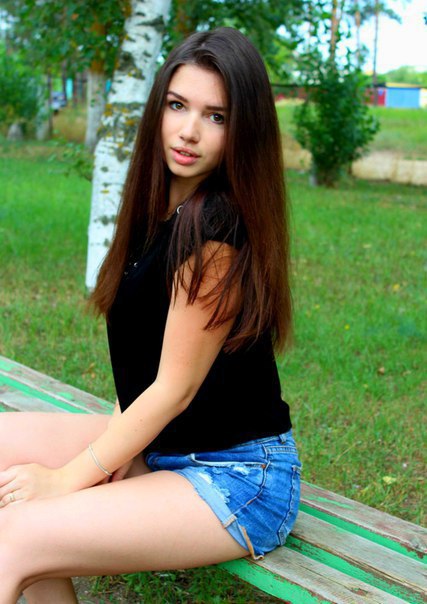 Девушки на улицах