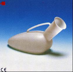 Почему девочкам-уточкам сложно фотографироваться на паспорт