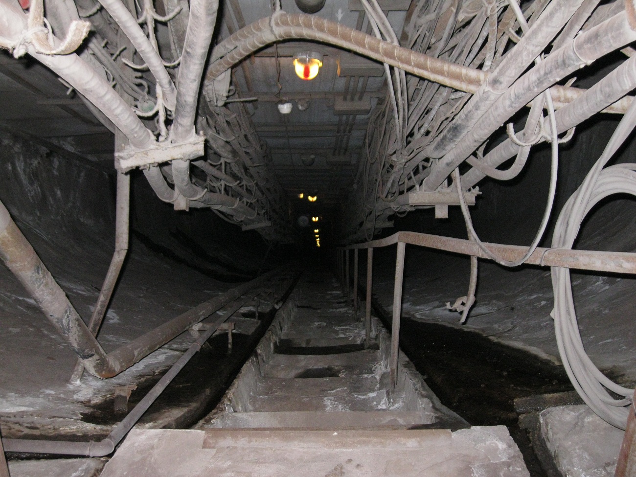 12262 Метров что нашли советские ученые в самой глубокой скважине в мире