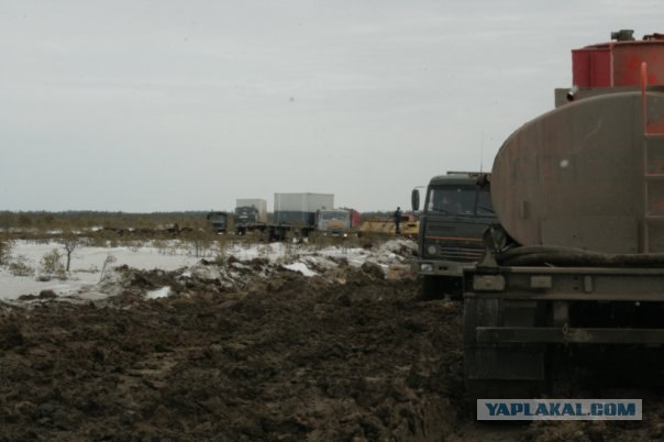 Дороги России:  автозимник.