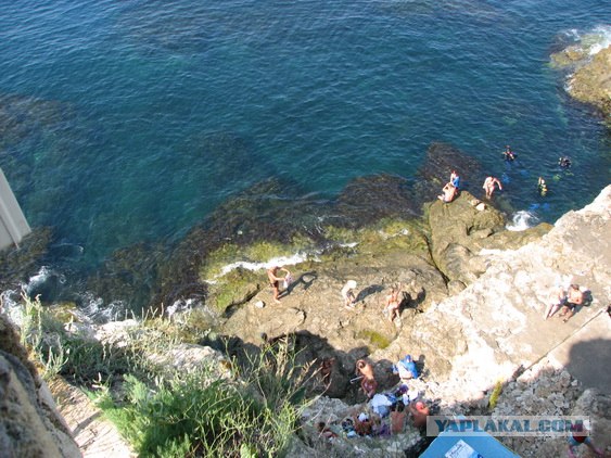 Мыс Тарханкут - самая западная точка Крыма.