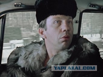 В России тестируют светофоры с камерами, которые следят за пешеходами.