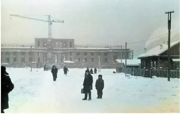 Посёлок Осетрово и Посёлок Усть-Кут в прошлом тысячелетиии