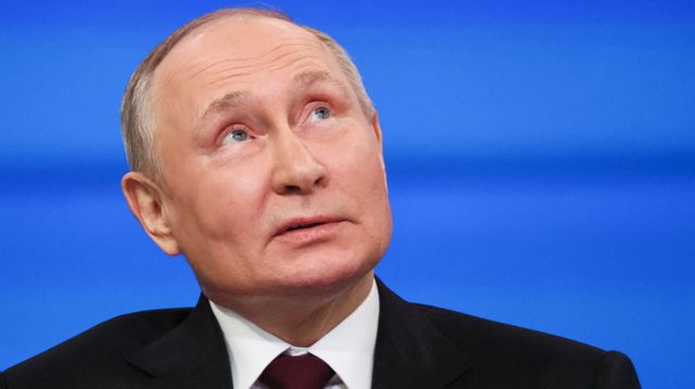 Два самолета Boeing не смогли взлететь из-за неисправности двигателей