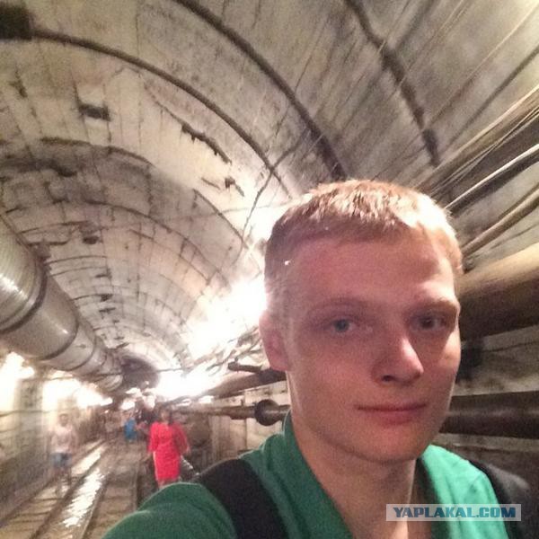 В метро поезд сошел с рельсов (Славянский бульвар)