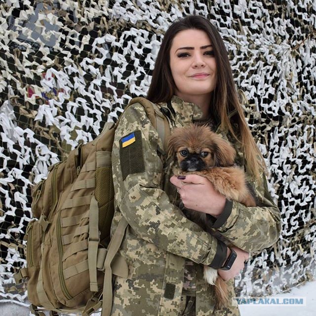 Девушки в армии