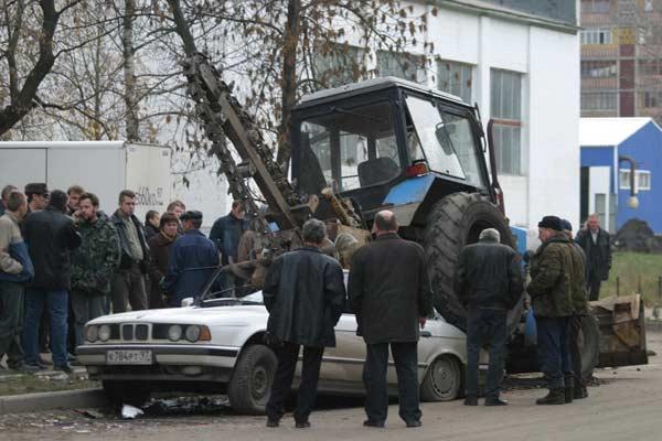 Тракторы, эксковаторы, грузовики
