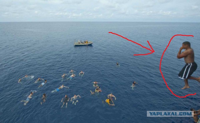 Это служба или пляж? Как амерские военнослужащие отдыхают в открытом море