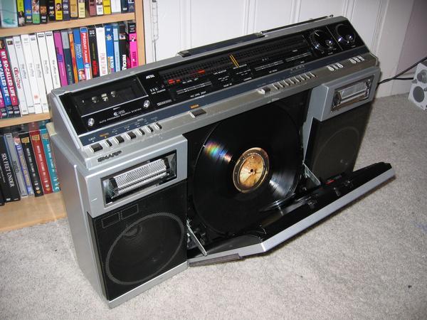 Неоновое DISCO.  Те самые Магнитолы на плече 80-х