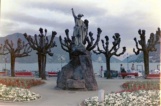 Короткая поездка Швейцарию, Лугано. Фото на FudjiFilm 200