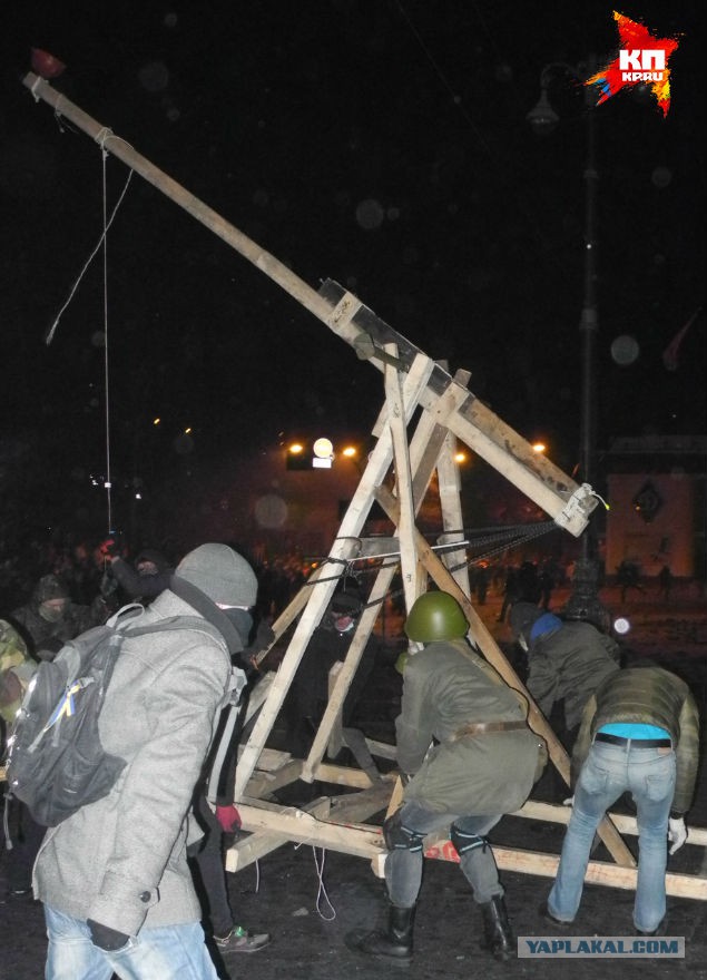 Луганские самообороновцы готовятся отразить штурм