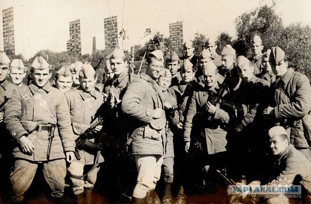 Мужики! Давайте свои фото в армии и сейчас!