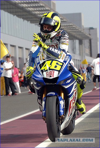 Полиция Алматы ищет автора экстремального видео