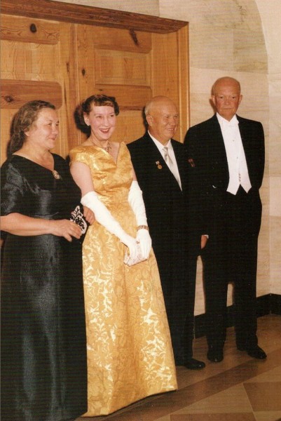 Мгновения истории. 1917-1991