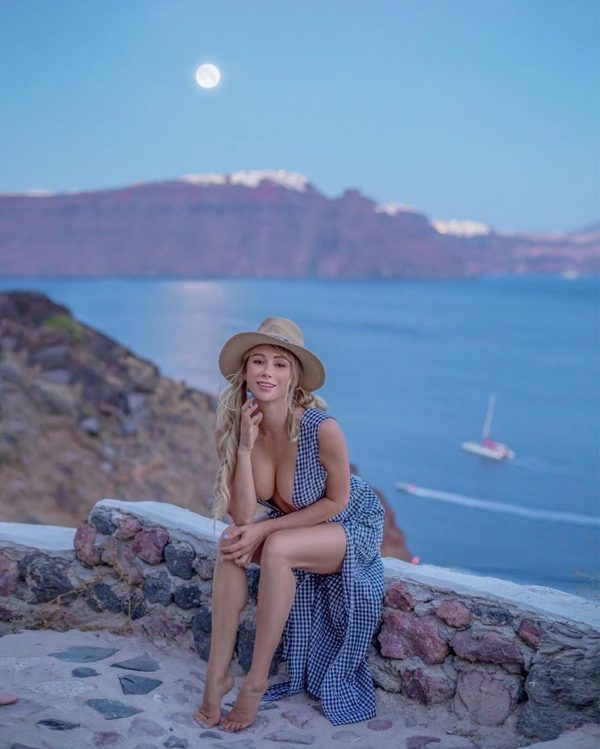 Sara Underwood. немного 18+