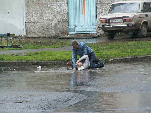 Бои выпускниц (3 фото)